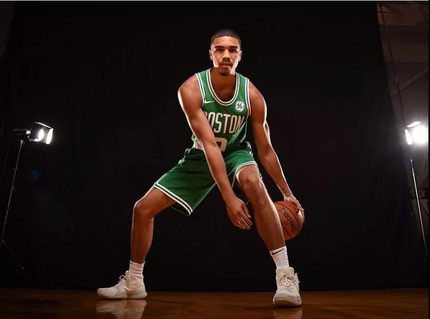 足球不能光 足球不能光